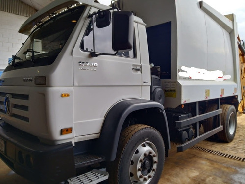 Imagem 13 de 15 de Compactador De Lixo Vw 17230 Ano 2018