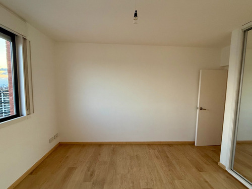 Alquiler. Espectacular Departamento 2 Ambientes. Charcas 4070 Piso 17 Gran Vista. Pileta Y Jardín C/amenities Y Seguridad 24hs. Palermo.