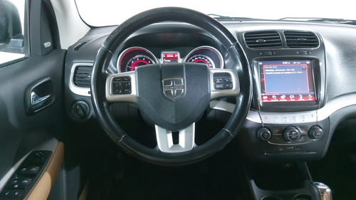 Dodge Journey 2.4 SXT+ 7 LUJO