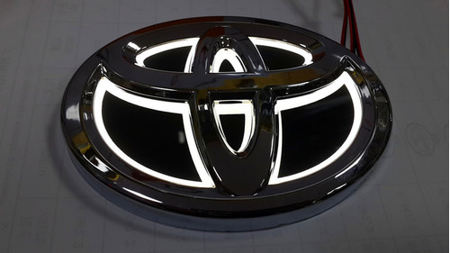 Emblema Rejilla Delantera Toyota Hilux 2005 A 2015 Luces Led