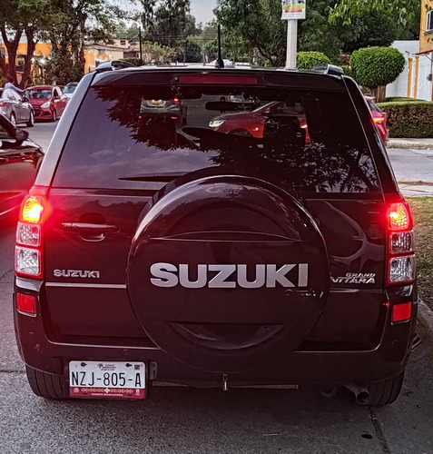 Suzuki Grand Vitara 2.4 Gl L4 At