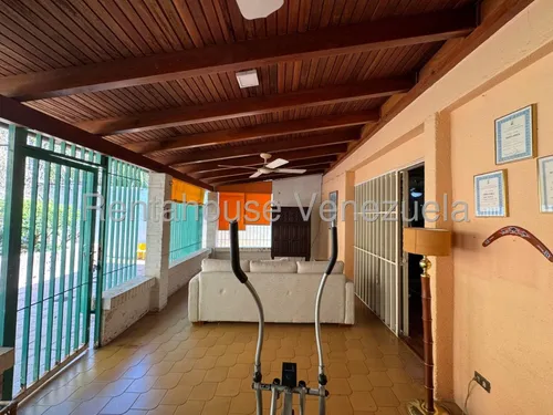 Casa En Venta, Urb. San Luis