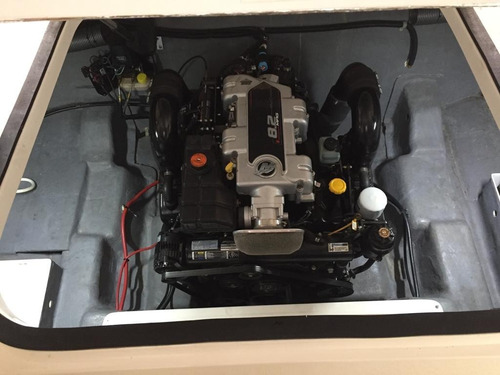 Lacha Phantom 30 Pés 2012 C/ Motor Mag 8.2 380cv Gasolina