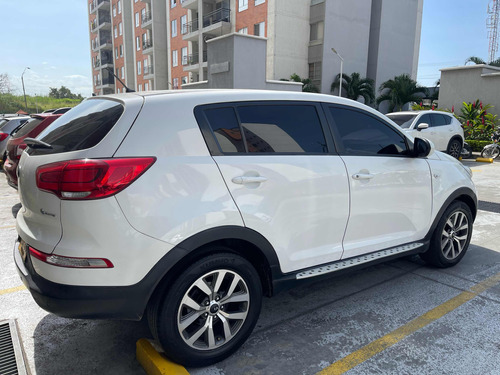 Kia Sportage 2.0 Revolution Gasolina 158 hp 4x2