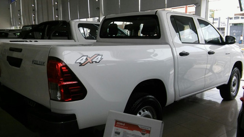 Toyota Hilux 2.4 Cd Dx 150cv 4x4