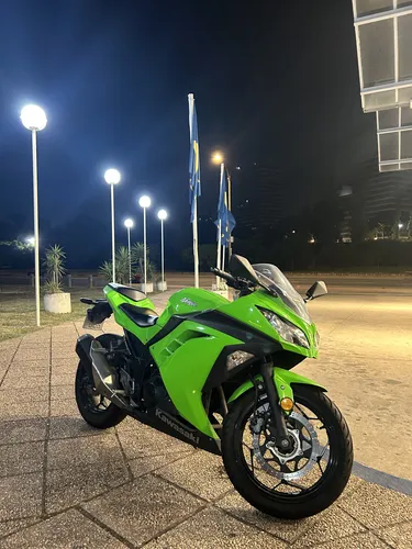 Kawasaki Ninja 300 2015