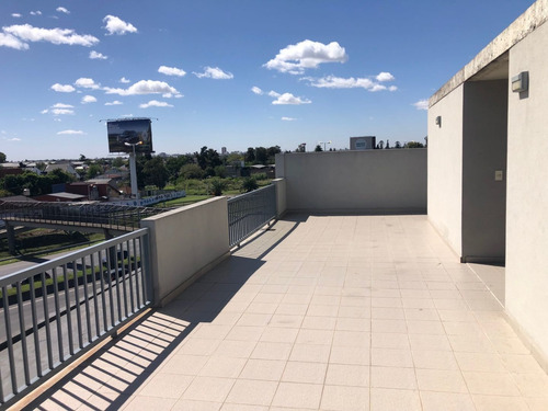 Imagen 7 de 21 de Departamento De 42 M2 C/cochera En El Palomar Frente Acceso