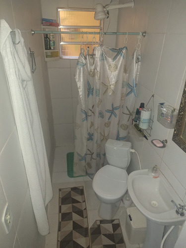 Casa Com 4 Quartos Sendo Uma Suíte. Jd.catanduva Campo Limpo