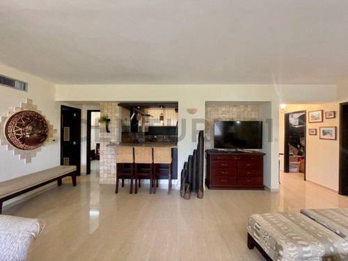 Imagen 3 de 10 de Apartamento En Alquiler En Lecheria En El Conjunto Residencial Marina Mar