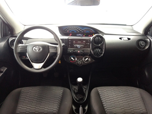 Toyota Etios 2016 1.3 16v X 5p