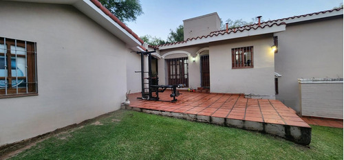 4 Dorm En Suite - Galería - Quincho - 1.500mts2 Terreno