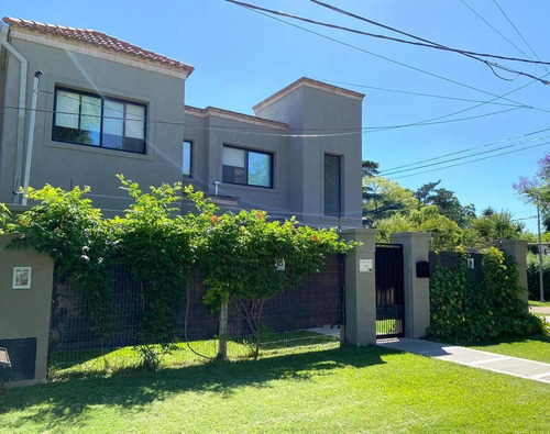 Imagen 3 de 19 de Casa En Venta En Bella Vista