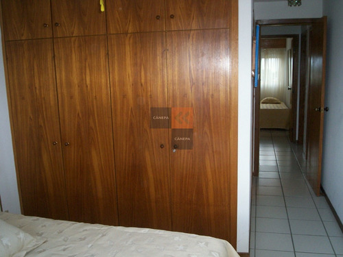 Zona Conrad, A 2 Cuadras Playa Mansa ,sobre Boulevard Artigas- Ref: 8474