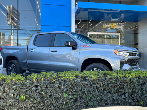 Chevrolet Cheyenne 5.3 Doble Cab Rst 4X4 At
