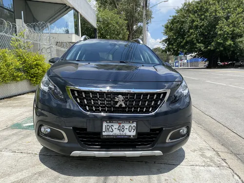 Peugeot 2008 1.2 Puretech Allure Pack