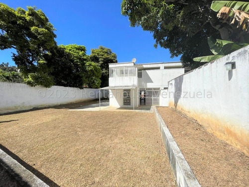 Imagen 11 de 20 de Casa Con Jardin En Venta En El Cafetal Mls#23-22476
