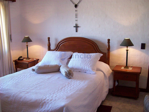 Imagen 4 de 8 de Venta Casa En Manantiales, 3 Dormitorios