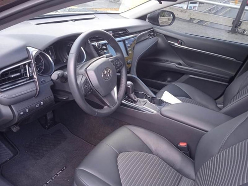Imagen 13 de 14 de Toyota Camry Se