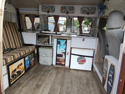 Kombi 1983, Tranformada Para Camping