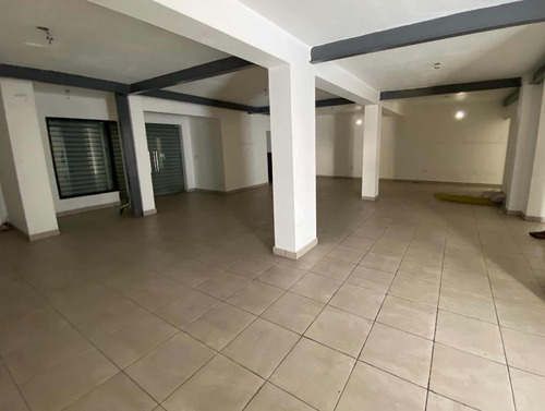 Local Comercial 450m2 En Ave Independencia