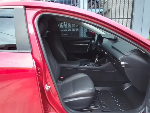 Mazda 3 Touring