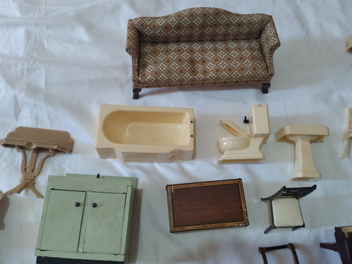 Imagen 3 de 9 de 2b Antiguo Muebles De Casa De Muñecas De Madera Renwal Otros