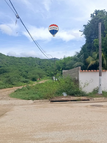 Re/max 2mil Vende, Terreno, Sector Guatamare, Arismendi, Isla De Margarita.