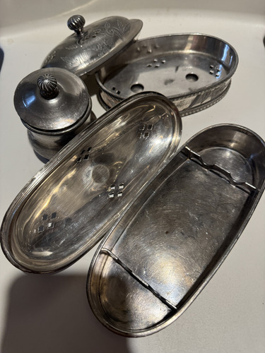 Juego De Baño Antiguo : Porta Cepillo.jabon Y Crema Metal (Usado)