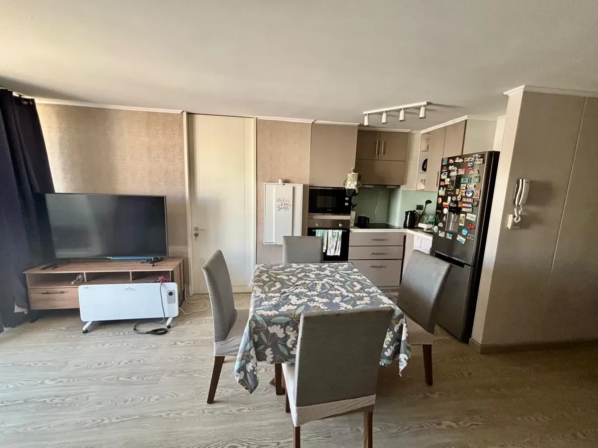 Imagen 5 de 28 de Excelente Departamento Rotonda Atenas - Las Condes