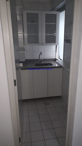 Imagem 8 de 10 de Conjunto Comercial 48m², 02 Salas, 01 Banheiro E 01 Vaga Na Garagem. Condomínio Com Recepção E Segurança 24hrs. Excelente Localização - 22020905 - 70549660