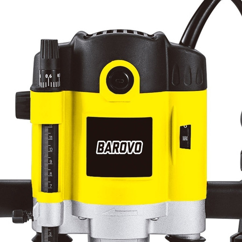 Imagen 2 de 6 de Fresadora Barovo FE120-C 1200W 220V Con Maletin Y Accesorios