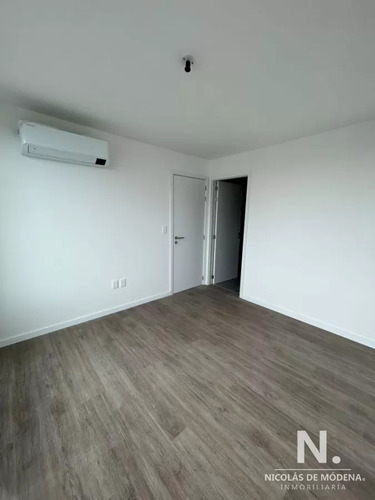 Apartamento En Pocitos. Montevideo