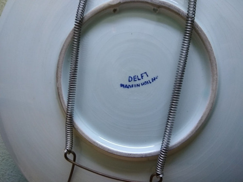 Plato Delft Made In Holland Con Atril Para Colgarlo Antiguo (Usado)