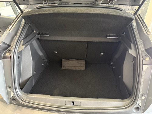 Peugeot 2008 1.0T Allure