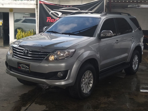 Imagen 1 de 15 de Toyota Fortuner 2015 2.7l At 2700cc 4x2