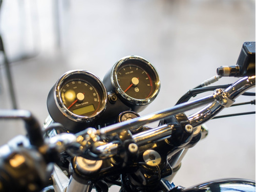 Imagen 2 de 25 de Royal Enfield Interceptor 650 Sunset Strip