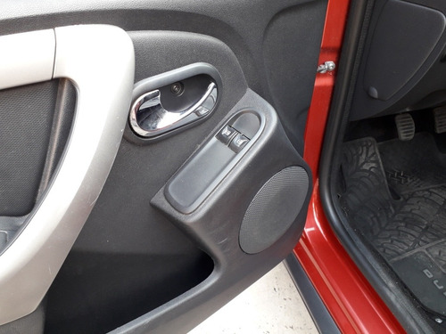Imagen 9 de 11 de Renault Duster 1.6 Ph2 4x2 Dynamique 2017