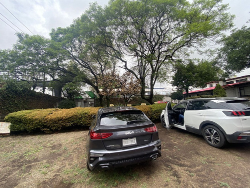 Terreno En Venta En Constituyentes, Lomas Altas