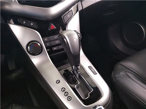 Chevrolet Cruze 1.8 Lt 16v Flex 4p Automático