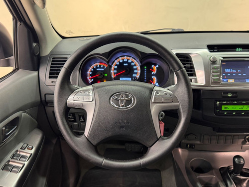Toyota Hilux CD SRV 4x2 2.7 Flex 16V Aut.
