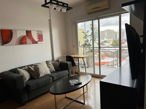 Increíble 3 Ambientes Con Cochera. En La Mejor Zona De Colegiales. En Venta!