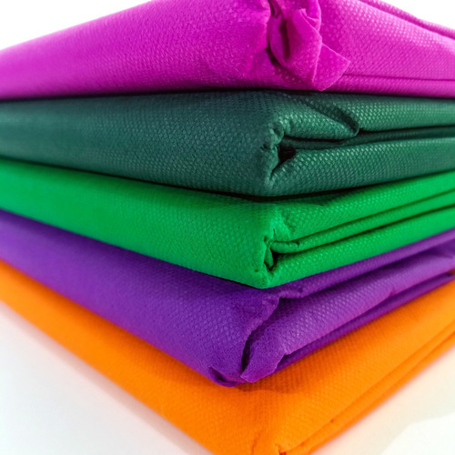 Imagen 4 de 8 de 2 Manteles De Tnt 1.4m X 2m Varios Colores - Big Party