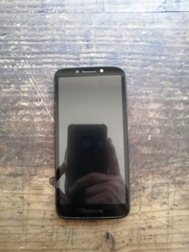 Moto E5 Play (go Edition) 16 Gb Negro 1 Gb Ram Negro (Usado)