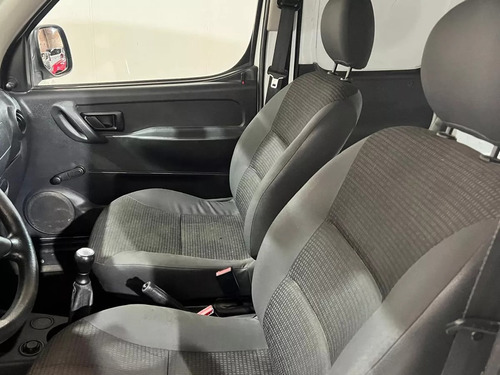 Peugeot Partner 1.6 Confort 2019- Southcar Lanus