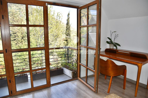 Casa En Venta En 4 Dormitorios Golf Lomas Dehesa