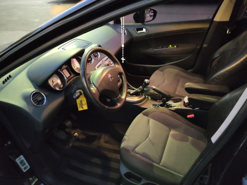 Imagen 10 de 15 de Peugeot 308 2013 1.6 Allure Nav Hdi 115cv