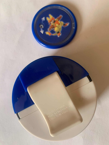 Pokemon Pokebola Tarjeta Y Disco De Pokemon Magmar (Usado)