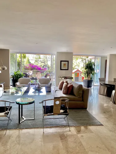 Hermosa Casa En Las Lomas Con Vista Espectacular