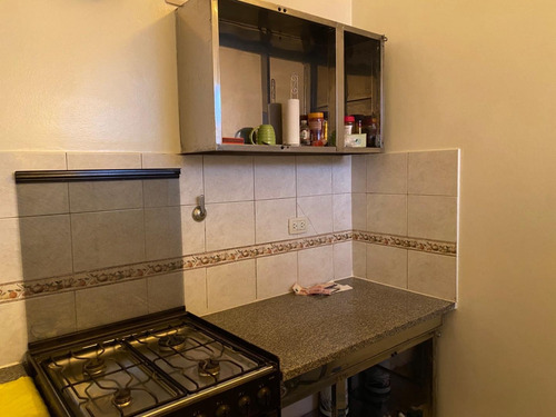 Imagen 17 de 27 de Departamento De Dos Pisos En Barrio Norte