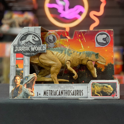 Jurassic World Metricanthosaurus Roarivores Mattel 